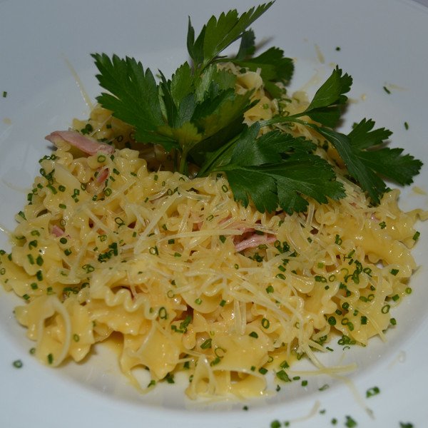 Lemon-thyme pasta