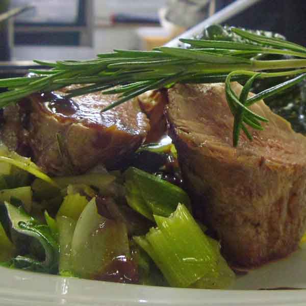 Im Ofen gebackenes Schweinefilet