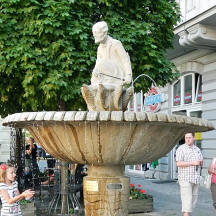 Bollmannbrunnen fountain