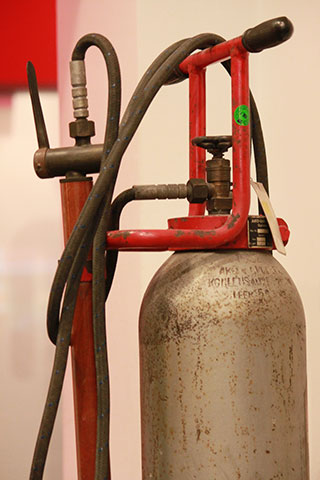 CO2 fire extinguisher [Lobby]
