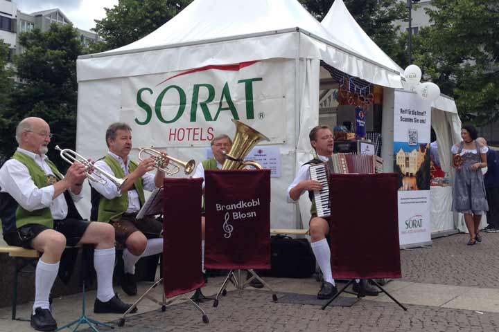 Regensburg-Fest auf dem Wittenbergplatz in Berlin